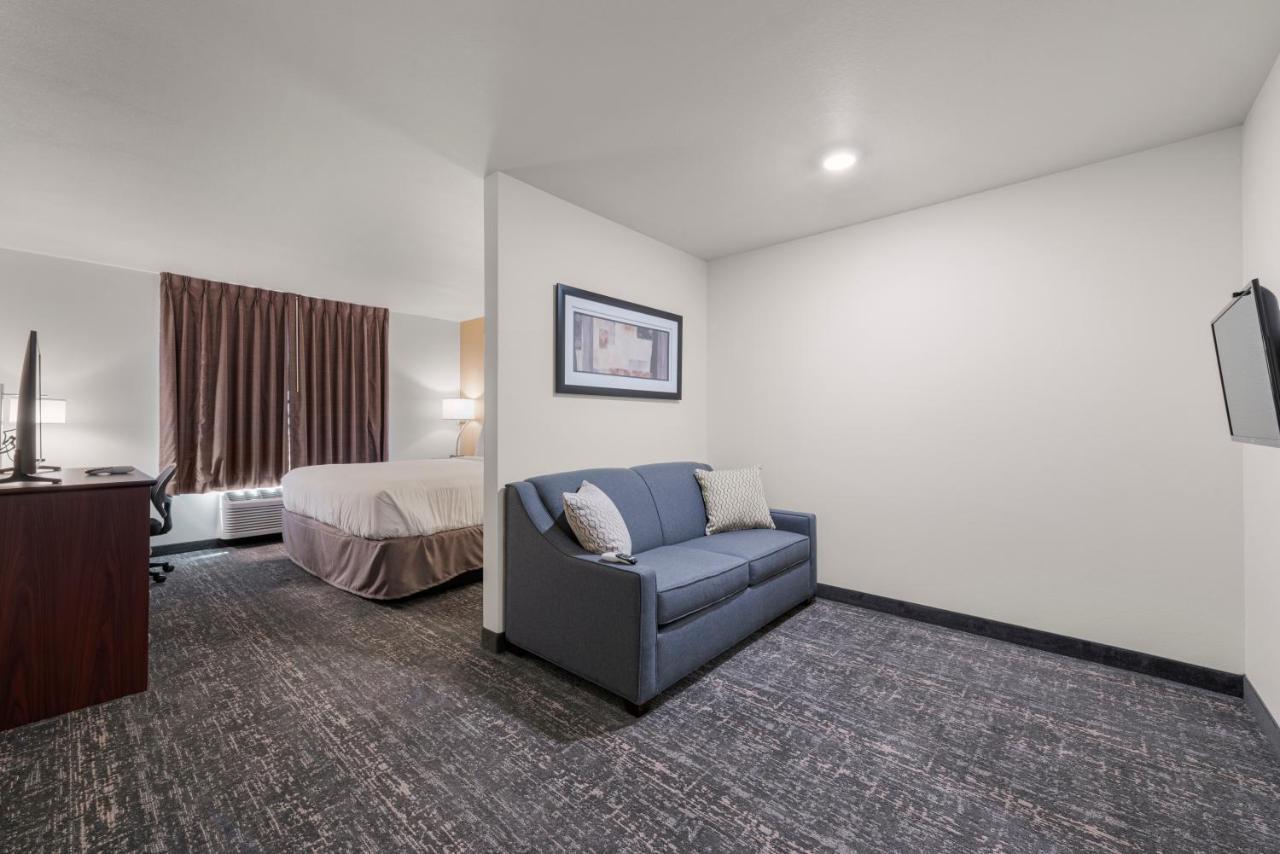 Cobblestone Hotel&Suites - Urbana Extérieur photo