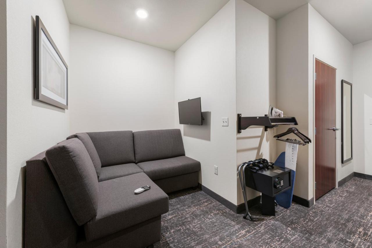 Cobblestone Hotel&Suites - Urbana Extérieur photo