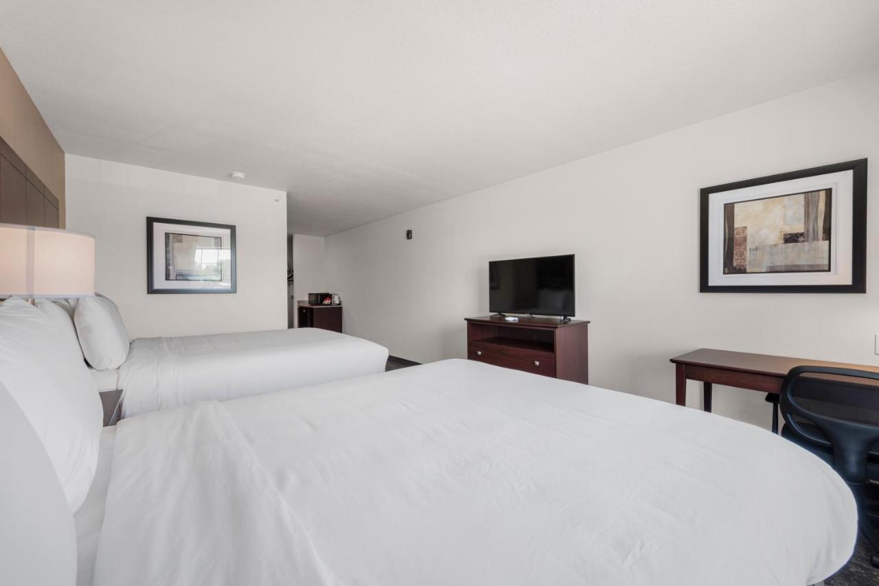 Cobblestone Hotel&Suites - Urbana Extérieur photo